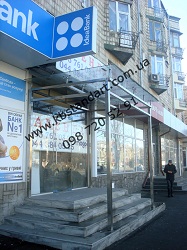Козырек из стекла