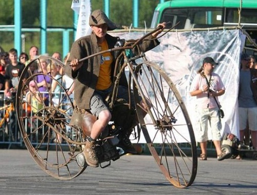 Прикольный мопед