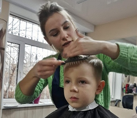 Перукарня "Бо Парі" Салон краси Сміла